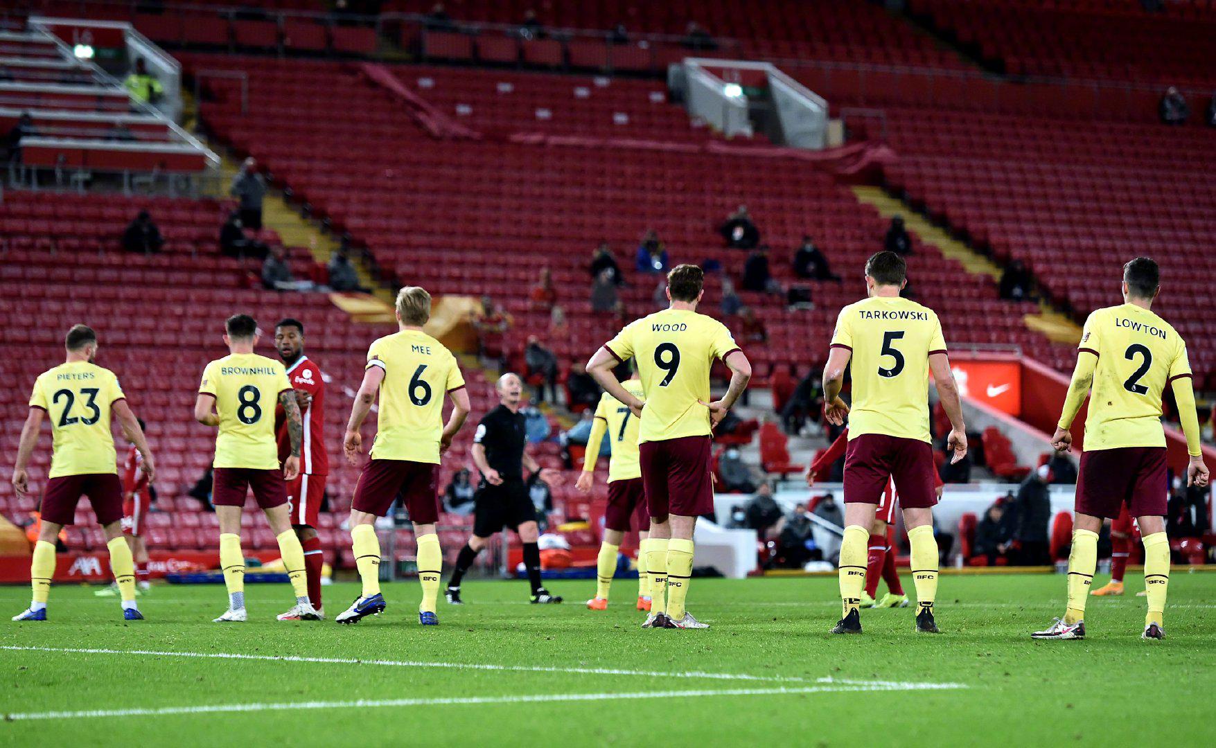 還是在禁區 還是在禁區