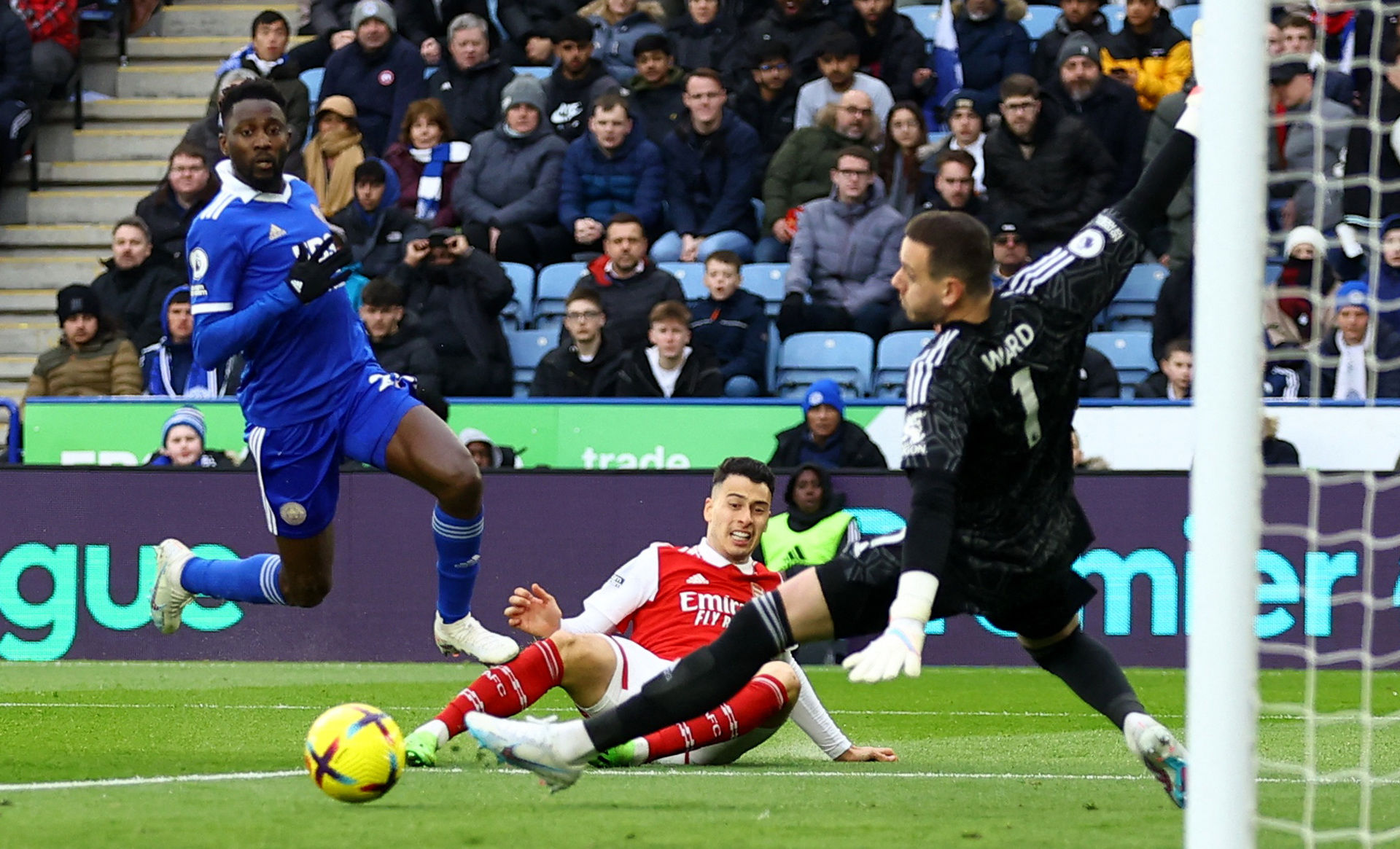 加强本土球 加强本土球